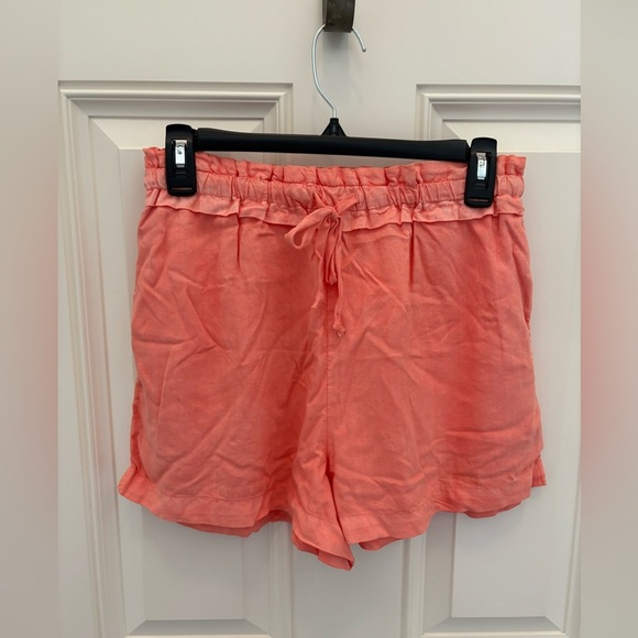 Bella Dahl Pants - Bella Dahl Women’s Ruffle Waist Shorts Size Small